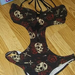 Sexy one piece ruched butt skulls roses